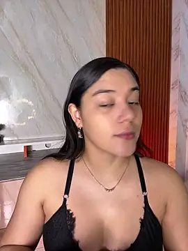 floriamANDjazmin online show from 04-27-26, 07:12