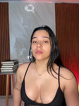 Snapshot of floriamANDjazmin chatting on 06-16-26, 06:54 floriamANDjazmin online show from 06-16-26, 06:54