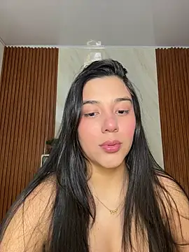 Snapshot of floriamANDjazmin chatting on 07-21-26, 02:58 floriamANDjazmin online show from 07-21-26, 02:58