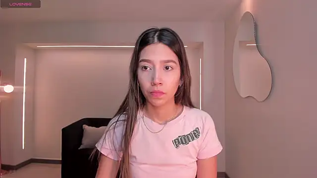 TaraLawrence online show from 11-15-25, 06:22