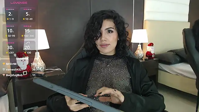 LeeThompson  online show from 12-18-24, 06:03