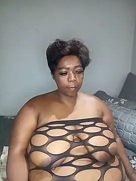 BustyWendyXXX47 online show from 12-04-24, 07:28