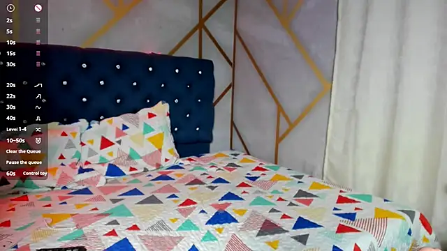  18 laura online show from 12-21-24, 07:45