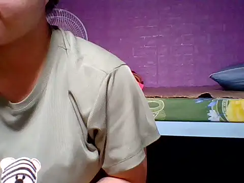 Snapshot of Mimi18x chatting on 10-30-25, 02:57 Mimi18x online show from 10-30-25, 02:57