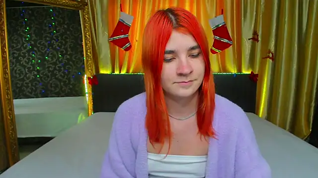 Snapshot of _Polly_Love_ chatting on 01-12-25, 10:34 Polly Love online show from 01-12-25, 10:34