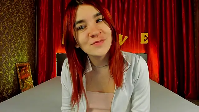 Snapshot of _Polly_Love_ chatting on 02-17-25, 07:15 Polly Love online show from 02-17-25, 07:15