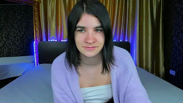 Snapshot of _Polly_Love_ chatting on 10-01-25, 06:08 Polly Love online show from 10-01-25, 06:08