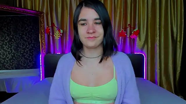 Snapshot of _Polly_Love_ chatting on 11-20-25, 07:19 Polly Love online show from 11-20-25, 07:19