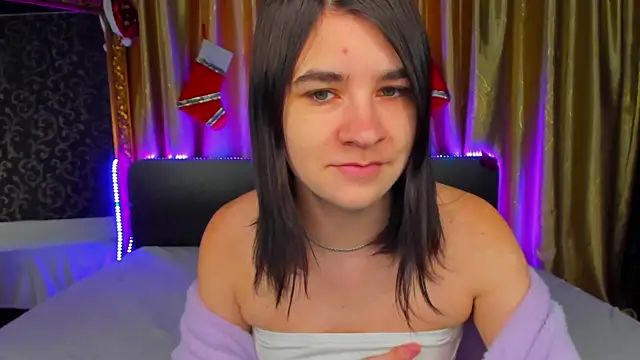 Snapshot of _Polly_Love_ chatting on 01-14-26, 07:25 Polly Love online show from 01-14-26, 07:25