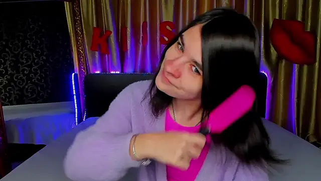 Snapshot of _Polly_Love_ chatting on 02-08-26, 07:12 Polly Love online show from 02-08-26, 07:12