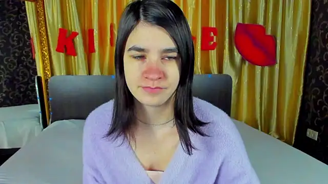 Snapshot of _Polly_Love_ chatting on 02-11-26, 07:02 Polly Love online show from 02-11-26, 07:02