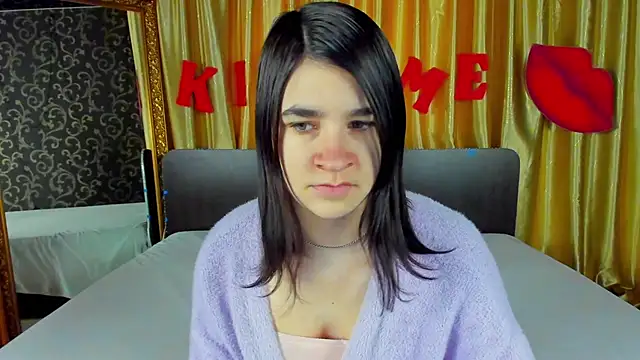 Snapshot of _Polly_Love_ chatting on 02-13-26, 07:15 Polly Love online show from 02-13-26, 07:15