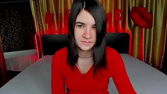 Snapshot of _Polly_Love_ chatting on 02-25-26, 07:07 Polly Love online show from 02-25-26, 07:07