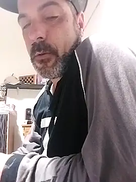 Snapshot of affascino chatting on 12-23-25, 08:01 affascino online show from 12-23-25, 08:01