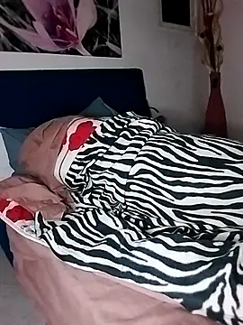 Snapshot of affascino chatting on 02-10-26, 05:00 affascino online show from 02-10-26, 05:00