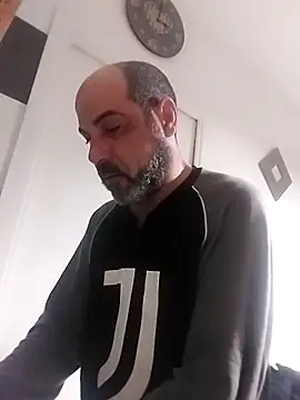 Snapshot of affascino chatting on 02-14-26, 07:05 affascino online show from 02-14-26, 07:05