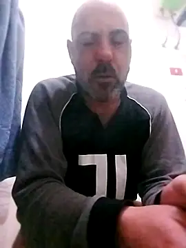 Snapshot of affascino chatting on 02-19-26, 06:31 affascino online show from 02-19-26, 06:31