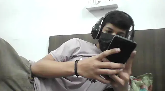 Snapshot of kartikisaredflag chatting on 02-01-25, 05:47 kartikisaredflag online show from 02-01-25, 05:47