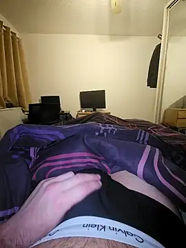 Snapshot of AshWinter chatting on 03-18-25, 10:04 AshWinter online show from 03-18-25, 10:04