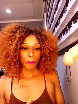 Snapshot of DickDiva1 chatting on 03-21-25, 10:39 DickDiva1 online show from 03-21-25, 10:39