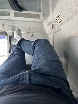 Snapshot of Dan_NFS chatting on 09-14-25, 10:58 Dan NFS online show from 09-14-25, 10:58