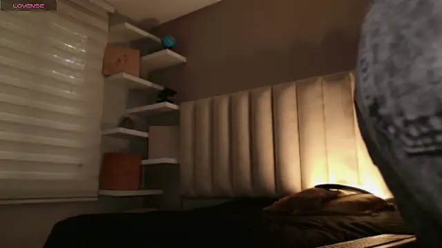 Snapshot of Megan_mooree_ chatting on 11-17-25, 12:00 Megan mooree online show from 11-17-25, 12:00