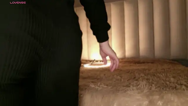 Snapshot of Megan_mooree_ chatting on 03-05-26, 02:57 Megan mooree online show from 03-05-26, 02:57