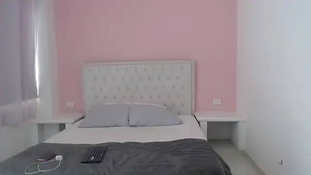 Snapshot of Gabycutee chatting on 12-19-25, 07:10 Gabycutee online show from 12-19-25, 07:10