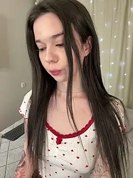 Snapshot of Vika_Gray chatting on 02-05-26, 03:49 Vika Gray online show from 02-05-26, 03:49