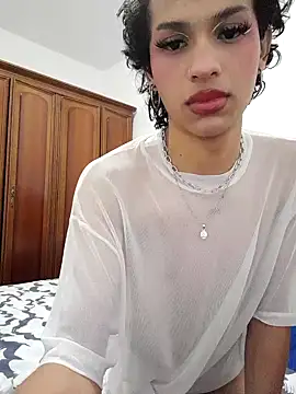 Snapshot of Abby_bella09 chatting on 01-24-25, 10:11 Abby bella09 online show from 01-24-25, 10:11