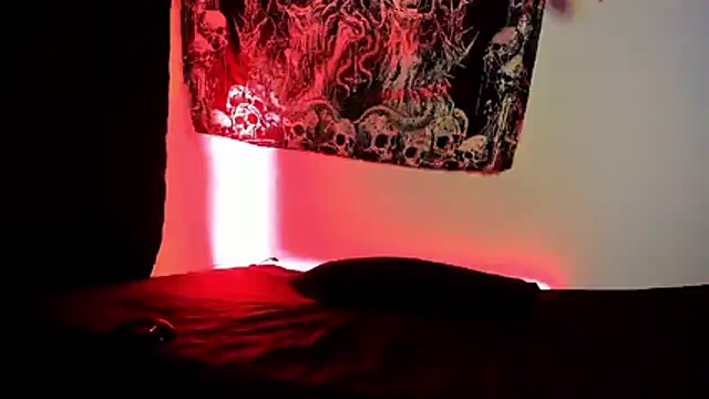 Agnes jones  online show from 11-19-25, 04:12