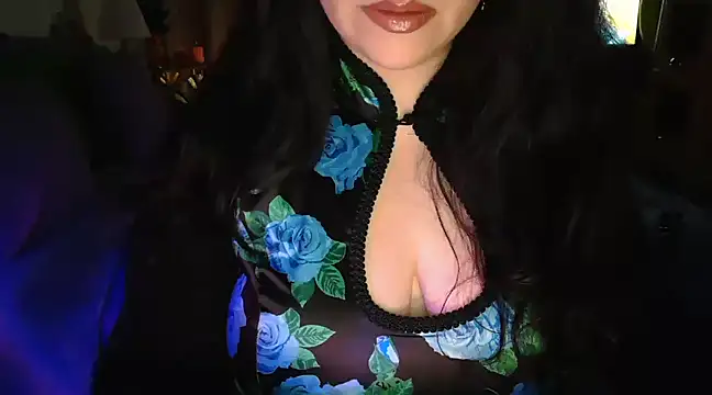 Snapshot of CronacaErotica chatting on 02-10-25, 08:42 CronacaErotica online show from 02-10-25, 08:42