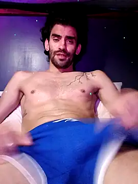 johngil0995 online show from 09-30-25, 06:29