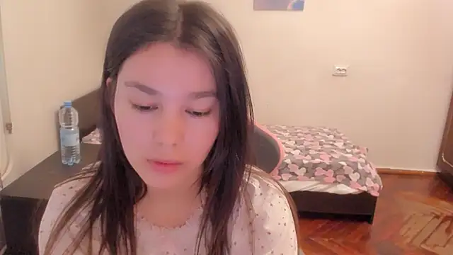 Snapshot of LunaXmii chatting on 03-16-25, 05:14 LunaXmii online show from 03-16-25, 05:14