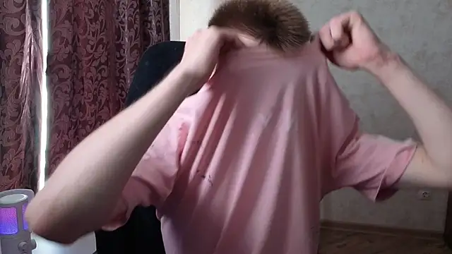 Oscar  xxl online show from 05-12-26, 08:11