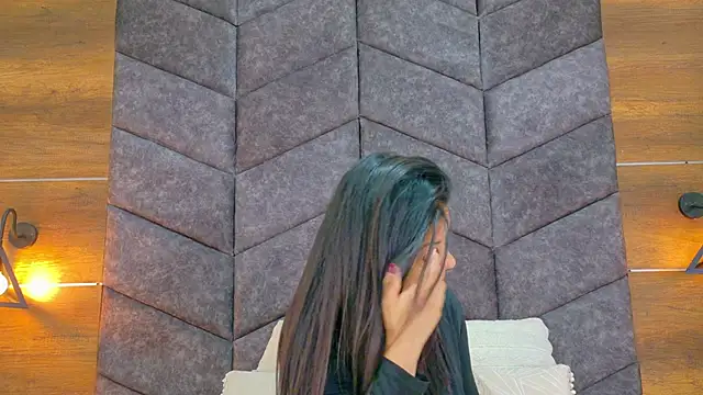 JaylaScott   online show from 03-17-26, 11:46