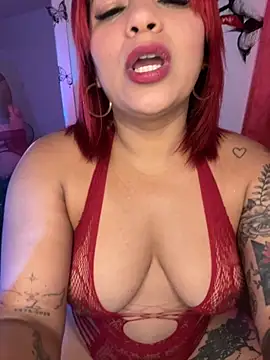 Snapshot of EmmaHot chatting on 11-12-25, 11:43 EmmaHot online show from 11-12-25, 11:43