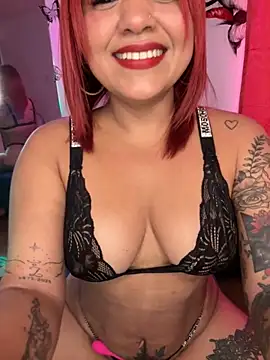 Snapshot of EmmaHot chatting on 04-03-26, 09:46 EmmaHot online show from 04-03-26, 09:46