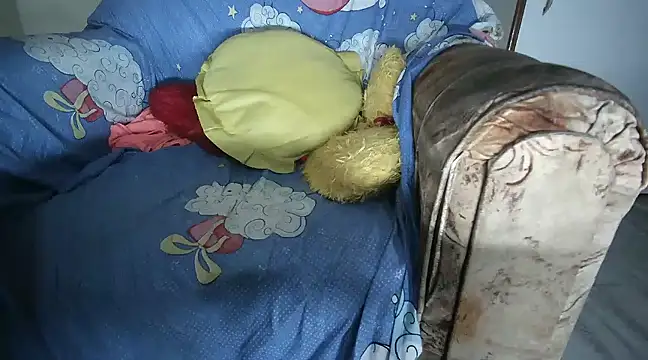 Snapshot of Kinjal_patel01 chatting on 02-11-25, 09:53 Kinjal patel01 online show from 02-11-25, 09:53