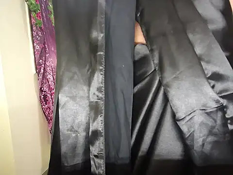 Snapshot of Kinjal_patel01 chatting on 01-19-26, 06:50 Kinjal patel01 online show from 01-19-26, 06:50