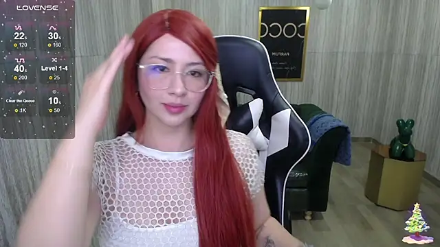 Snapshot of Rachel_t_ chatting on 12-14-24, 10:56 Rachel t online show from 12-14-24, 10:56