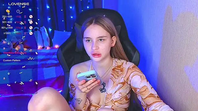 Snapshot of doll_barbieee chatting on 12-04-24, 02:20 doll barbieee online show from 12-04-24, 02:20