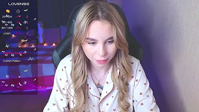 Snapshot of doll_barbieee chatting on 12-06-24, 12:34 doll barbieee online show from 12-06-24, 12:34