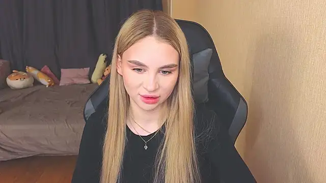 Snapshot of doll_barbieee chatting on 12-08-24, 06:17 doll barbieee online show from 12-08-24, 06:17