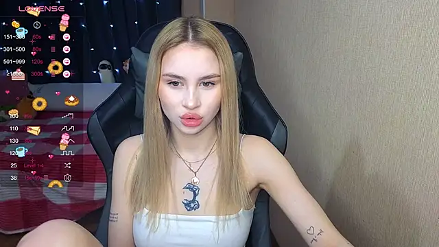 Snapshot of doll_barbieee chatting on 02-21-25, 06:48 doll barbieee online show from 02-21-25, 06:48