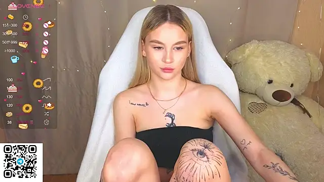 Snapshot of doll_barbieee chatting on 10-03-25, 02:36 doll barbieee online show from 10-03-25, 02:36