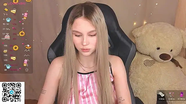 Snapshot of doll_barbieee chatting on 10-26-25, 05:30 doll barbieee online show from 10-26-25, 05:30