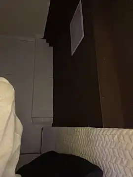 Snapshot of Alisa_Rise chatting on 02-23-25, 04:24 Alisa Rise online show from 02-23-25, 04:24