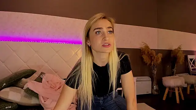 KateOwyns online show from 02-21-25, 02:06