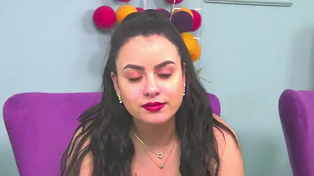 ElyzaIbarra online show from 02-25-25, 02:54